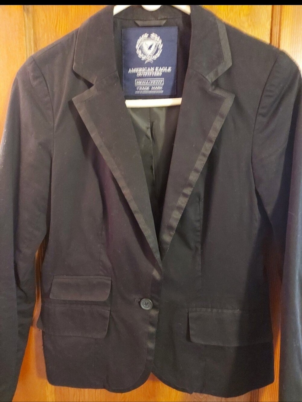 American Eagle Outfitters Women’s Black Tailored Blazer
